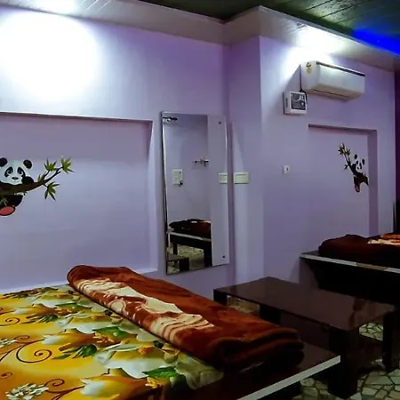 Blue Eye Backpackers Hostel-2